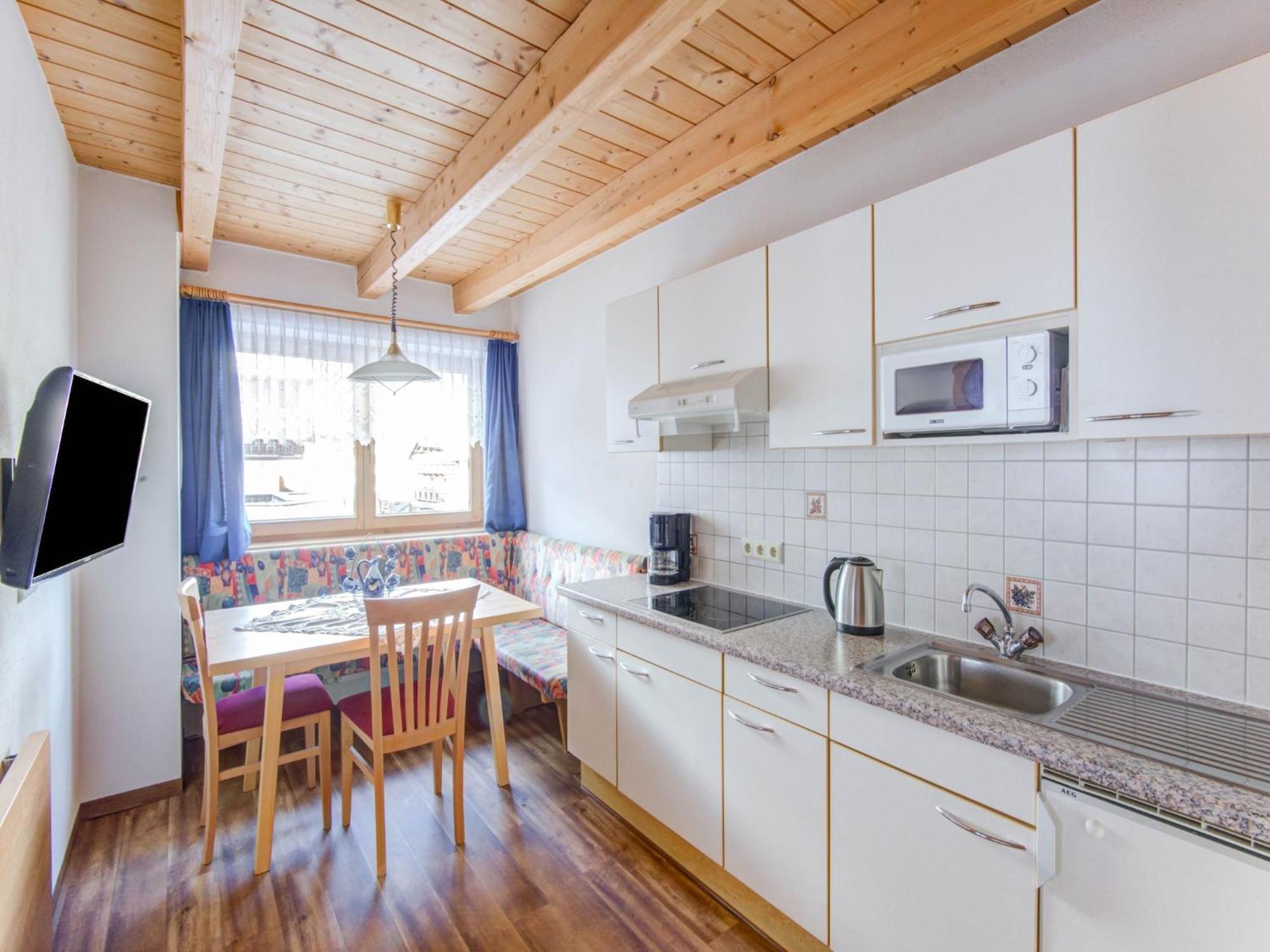 Comfortable Apartment In L Ngenfeld With Ski Storage Лангенфельд Экстерьер фото