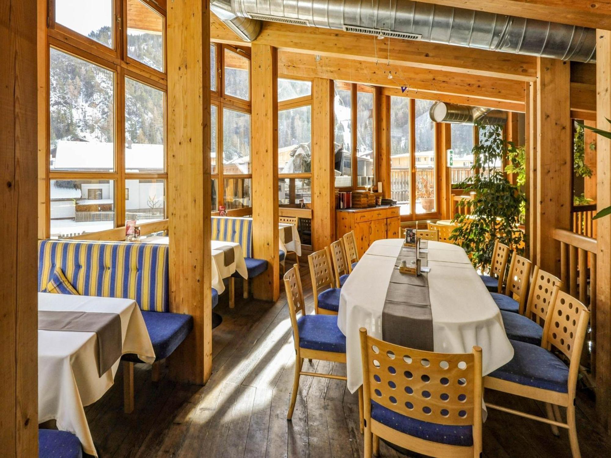 Comfortable Apartment In L Ngenfeld With Ski Storage Лангенфельд Экстерьер фото